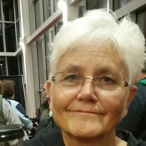 Meet your Posher, Julia